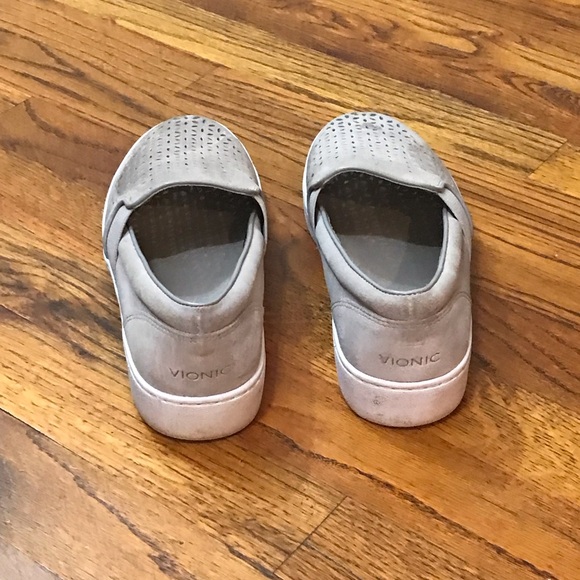 Vionic Grey Gray Kani Slip On Sneaker Womens Fashion Shoes
7.5
Smoke Free Home - Picture 7 of 13